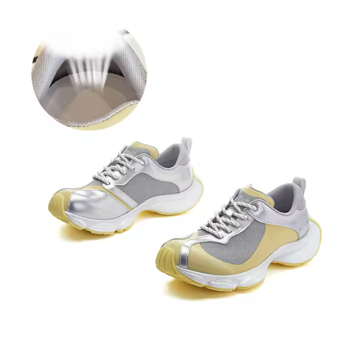 Zapatos de papá con suela gruesa de succión de película, nuevos zapatos de malla transpirable para hombre, aumento de altura pequeño, informales, versátiles, de tendencia. - 1
