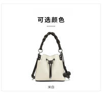 Nueva moda axila con cubo de Color de contraste, versión coreana informal, bandolera de hombro, bolso Universal para mujer - details 2