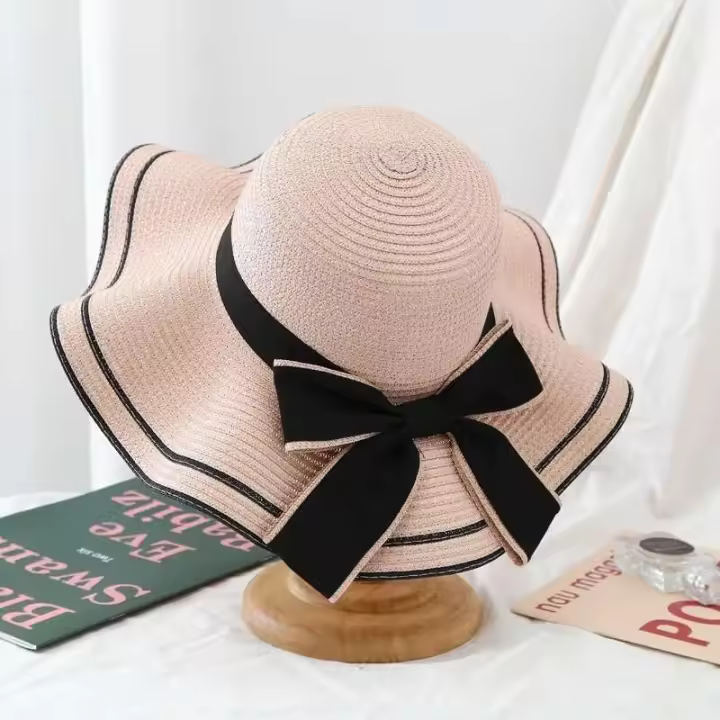Nuevo Verano Mujer sol Casual moda pajarita paja de pescador con lazo cinta viaje playa sombrero versátil resistente a los rayos UV - 1