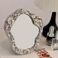Espejo de maquillaje Princess Ins, espejo de tocador con patrón de onda Irregular con soporte, espejo cosmético, espejo ondulado de agua para escritorio - details 4