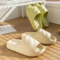 Zapatillas de nube con plataforma gruesa para mujer, suela suave de EVA, chanclas de playa de verano, zapatillas antideslizantes para el baño y el hogar - details 9