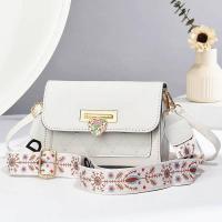 Bandolera de estilo extranjero a la moda, cadena de hombro versátil y bonita, bolso informal sencillo para mujer, mochila de lujo de alta gama - details 3