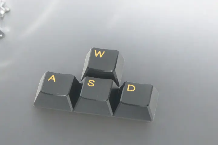 Teclas Echome Metálicas Personalizadas: Con bordes de caracteres destacados en un diseño genial y retroiluminación compatible, fabricadas en aleación de aluminio resistente, ofreciendo durabilidad y tacto ergonómico. - 1