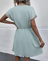 2025 Primavera/Verano Vestido de cintura con cuello en V y encaje de manga corta de color sólido - details 5
