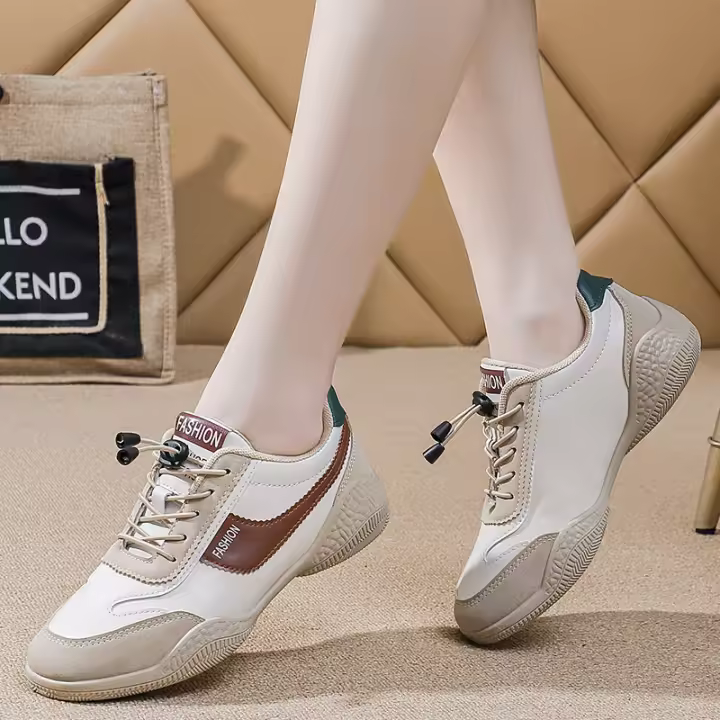 Zapatillas pequeñas blancas para mujer, zapatillas deportivas versátiles y transpirables, ligeras y informales para mujer. - 1