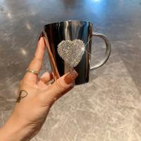 "Taza de Café Corazón con Diamantes - Acero Inoxidable 304, Diseño Elegante, Taza Viaje para Mujer, Regalo Romántico con Purpurina |   Envío Rápido Miravia" - details 3