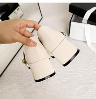 Nuevos zapatos de mujer con plataforma poco profunda y tacones gruesos con combinación de un solo color. - details 39