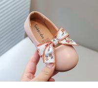 Zapatos de cuero para niñas, mocasines planos de cuero PU suave para niños, mocasines sin cordones con lazo de cinta, princesa dulce, sencillo, clásico, talla 21-34, nuevo - details 9