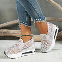 Zapatillas de deporte de malla con bordado floral para mujer, tacones casuales cómodos sin cordones, novedad para 2023 - details 9