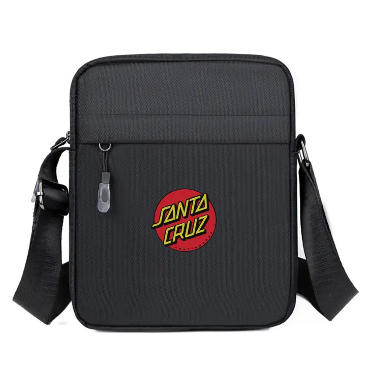 Bolso de hombro para hombre: tela Oxford deportiva, correa ajustable, accesorio informal para viajes diarios y al aire libre, negro con logotipo rojo, bolsa de viaje segura | Bolso con detalle de logotipo | Bolso de hombro duradero, bolso cruzado - 1