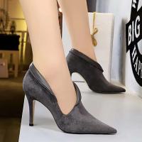 Estilo 2024 de las botas de las mujeres de los zapatos de fiesta puntiagudos atractivos al aire libre del tobillo grueso de moda - details 14