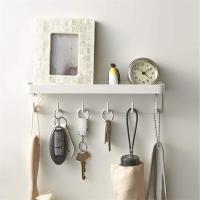 LLavero de pared con estante, bandeja de llaves con estante y 6 ganchos autoadhesivos, barra de llaves para oficina y baño, color blanco - details 4