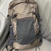 Mochila multifuncional de senderismo para hombres y mujeres con correa estable - details 0