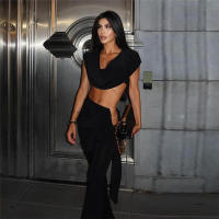 BUNO-Conjunto elegante de 2 piezas con pliegues de gato extraño para mujer, Tops cortos sexis sin mangas con cuello bajo + Pantalones rectos con borlas de cintura Irregular, traje liso - details 6