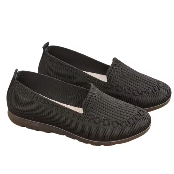 Zapatos de tela antiguos de Beijing, zapatos de malla tejidos con mosca transpirable, zapatos de fondo planos antideslizantes para personas de mediana edad y mayores - 1