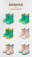 Tiburón zapatos de lluvia antideslizante suela suave ligero nuevo impermeable de las mujeres de dibujos animados botas de lluvia - details 9