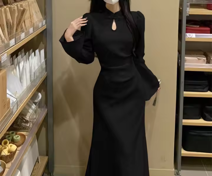 Vestido cheongsam grande de diseño de estilo francés para mujer en otoño e invierno, estilo Hepburn, vestido negro pequeño, mm de grasa, cintura - 1