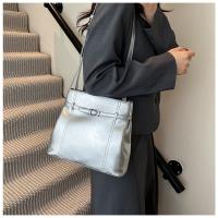 Nuevo Bolso tipo cubo Textura De Alta Gama Bolsa De Hombro Crossbody Textura Bolsa De Hombro Moda Bolsa De Mujer Portátil - details 23