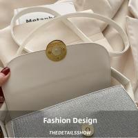 Bolso cruzado de lentejuelas de estilo coreano a la moda, bolso de sillín de Pu de medio círculo, correa ajustable, bolso de hombro de gran capacidad para mujer - details 19