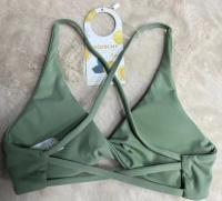 Sujetadores deportivos acolchados con giro frontal para mujer, camiseta corta sin mangas para yoga, sujetador de gimnasio para entrenamiento cruzado en la espalda - details 10