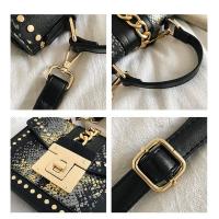 Bolso Mujer Bolso 2025 Moda Remaches Solo Hombro Crossbody Pequeño Cuadrado - details 11