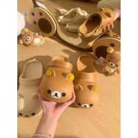 Sandalias de Mujer con Punta Cerrada para Verano al Aire Libre, Estilo Rilakkuma con Agujeros, Antideslizantes y Resistentes al Olor, Lindas para Chicas 2025. - details 2