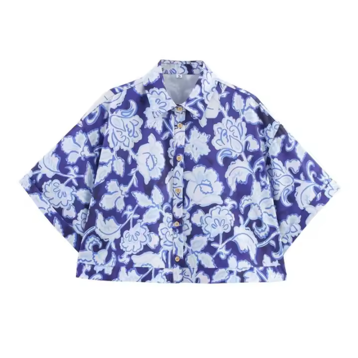 Conjunto de tres piezas veraniego chic para mujer 2025, blusa con cuello vuelto estampado, pantalones holgados de moda - 1