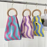 Bolsos de punto a rayas hechos a mano, bolsos de compras, bolso de mano, bolso de muñeca, moda - details 6