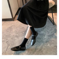 Suela blanda de cuero suave con hebilla de una palabra y zapatos planos de boca poco profunda, zapatos de cuero pequeños para dama. - details 24