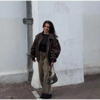 Chaqueta Bomber de Cuero para Mujer Arayas Casuales con Cremallera Chaquetas de Manga Larga Sueltas con Borla Moda 2024 - details 18