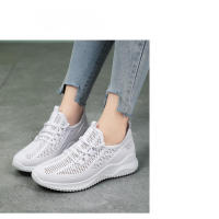 Zapatillas deportivas informales huecas y transpirables con suela suave para mujer, de malla ligera - details 18