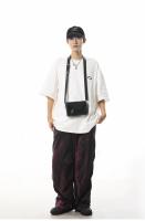 Bolso Cuadrado Pequeño Premium Bolso Versátil para Hombres y Mujeres Bolso de Hombro de Moda Popular para Jóvenes - details 21