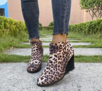 Nuevos zapatos de mujer de otoño con estampado de leopardo, tacón alto, botas Martin con tacón de cuña - details 7