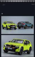 Miniatura de Coche de Aleación XM SUV Modelo de Diecast a Escala 1:24 Juguete de Colección con Sonido y Luz Regalo Perfecto para Niño o Novio - details 12