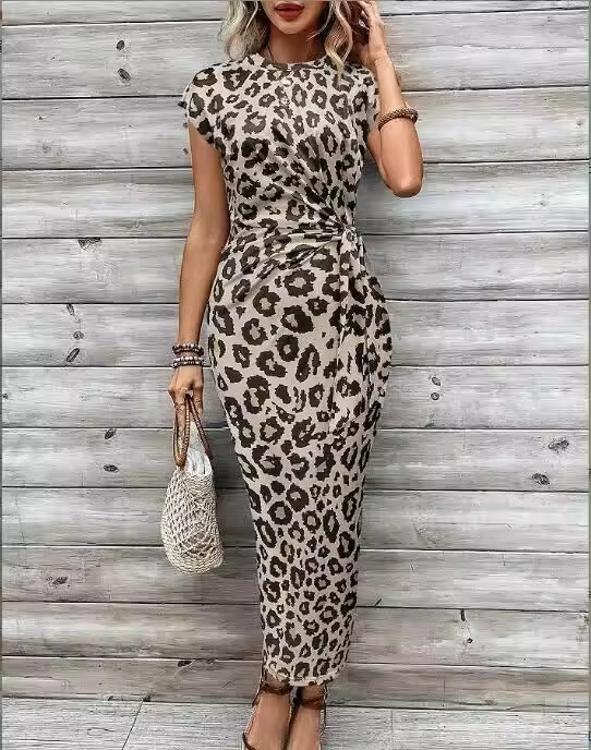 Vestido largo de manga corta con cuello redondo a rayas y cintura elegante con vestidos de encaje utilizados para la fiesta de verano de las mujeres - 1