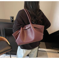 Bolsa de hombro de gran capacidad, estilo retro, nueva moda de primavera, axilas premium, versión coreana, bolso de mano para mujer. - details 22