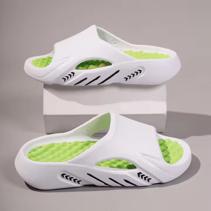 Nuevas Sandalias de Verano Suaves y Frescas para Hombre Gruesas Antideslizantes para Actividades al Aire Libre Tendencia para Parejas - 1