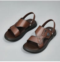 Nuevas Sandalias de Hombre 2025 Zapatos de Playa de Verano Estilo Doble Propósito para Conducir y Usar al Aire Libre Antideslizantes para Papá - details 2