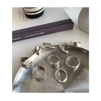 Nicho de diseño sentido 925 plata esterlina viento frío anillo mujeres no perder color retro pesado industrial anillo adornos - details 0