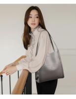 Bolso de hombro de cuero suave para mujer, bolsa de mano grande y sencilla de diseñador de lujo, nueva tendencia, 2023 - details 20
