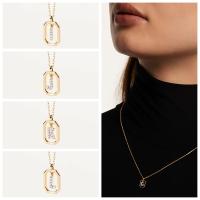 Colgante de circonita con microincrustaciones de letras inglesas de oro de 18 quilates con separación de colores y chapado en oro, collar de lujo ligero - details 2