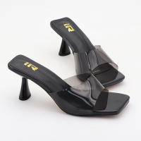 Sandalias de gran tamaño de color sólido versátiles de estilo coreano con tiras transparentes de punta cuadrada y tacones altos - details 5