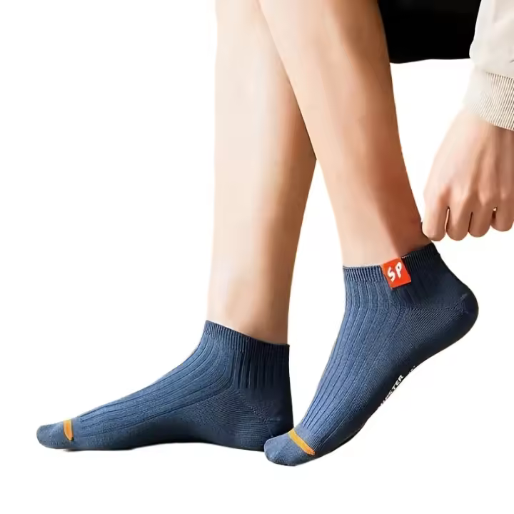 5 pares de calcetines cortos para hombre, elegantes, transpirables, informales, suaves y cómodos, ideales para zapatos de barco de verano. - 1