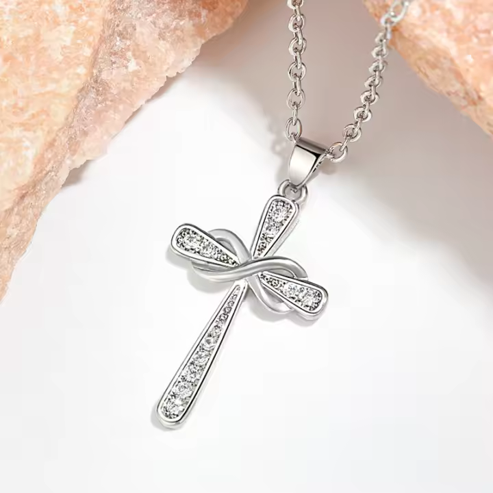 Collares de Clavícula con Colgante Infinito Cruzea Eterna Retro Personalizable con Aire Americano-Europeo - 1