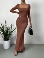 2024 Otoño e Invierno nuevo cuello cuadrado adelgazante cintura diseño sentido de la moda vestido de mujer tejido - details 4