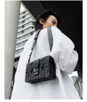 Bolso de caja Bolso cuadrado pequeño Tendencia de la moda de los hombres Bolso bandolera Otoño bolso de hombro para teléfono móvil - details 3
