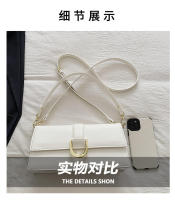 Bolso bandolera cuadrado pequeño de diseño moderno para mujer - details 1
