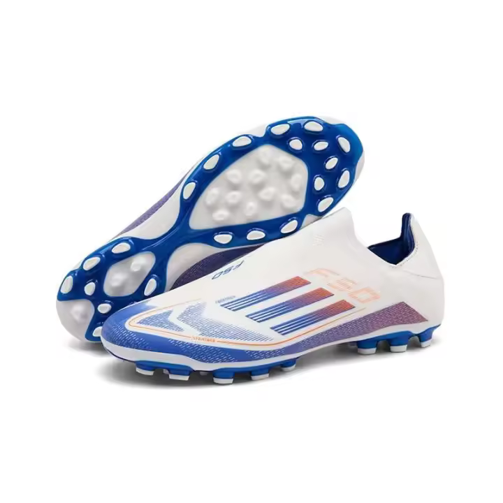 Zapatos de fútbol cómodos de alta calidad para hombres con suelas perforadoras de armadura, zapatos de fútbol para adolescentes y estudiantes. - 1