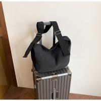 Bolso informal coreano para mujer, bolso de hombro de nailon de gran capacidad con diseño suave, bolso de viaje ligero de Color sólido - details 10