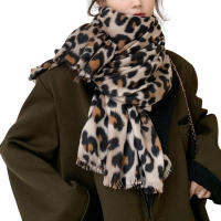 Bufandas largas de invierno para mujer, chal grueso y cálido, bufanda grande de leopardo, regalos para damas y niñas - details 2